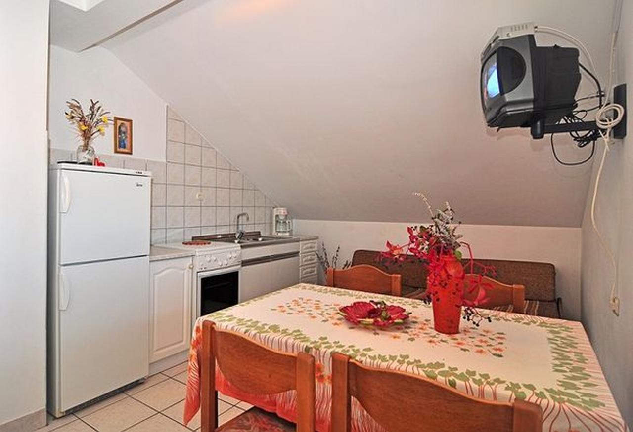 Apartments Jerina ซูโกชัน ภายนอก รูปภาพ