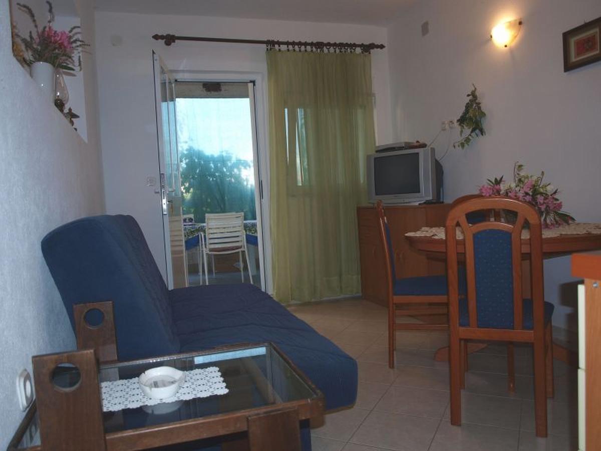Apartments Jerina ซูโกชัน ภายนอก รูปภาพ