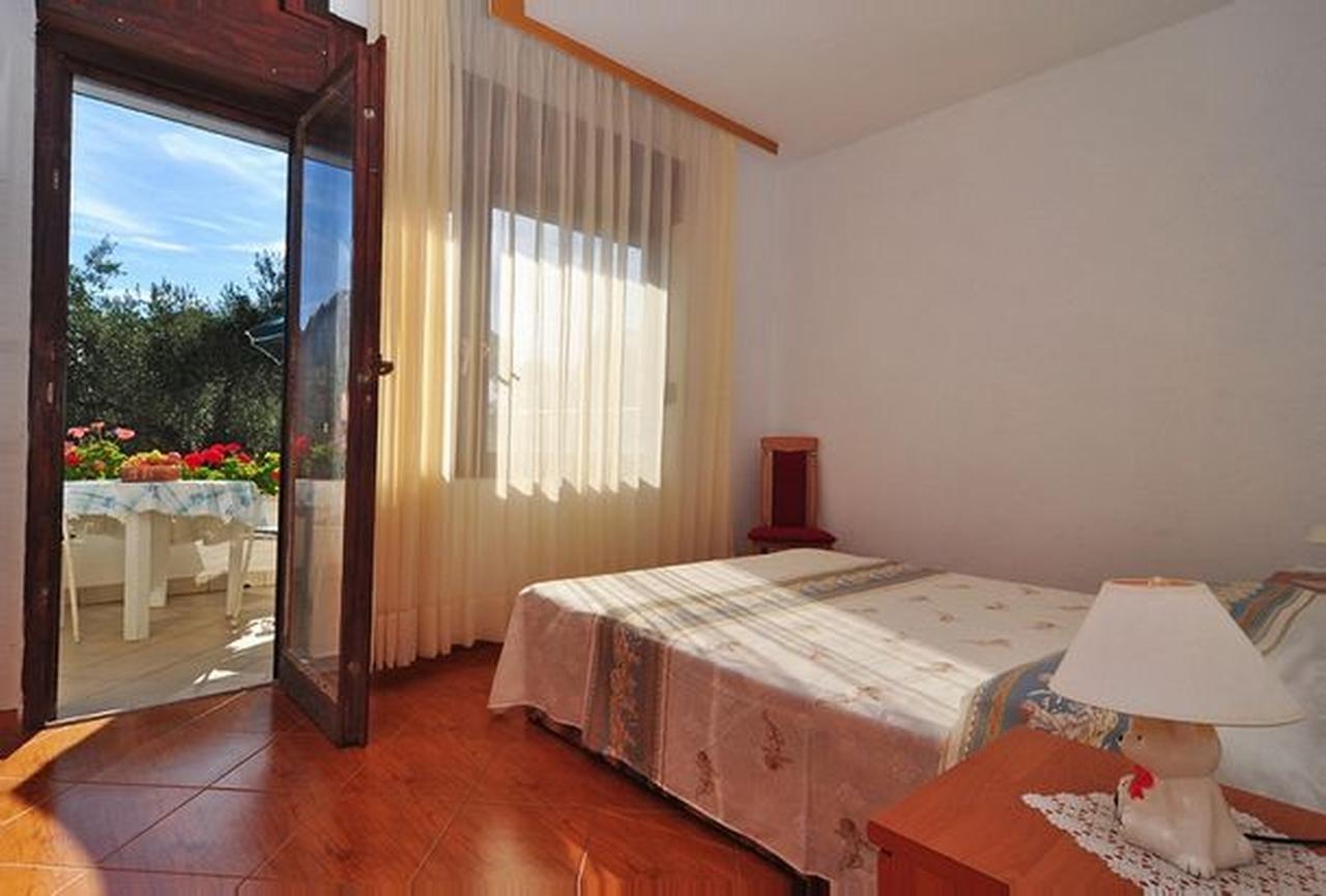 Apartments Jerina ซูโกชัน ภายนอก รูปภาพ