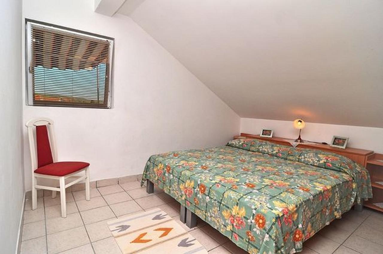 Apartments Jerina ซูโกชัน ภายนอก รูปภาพ