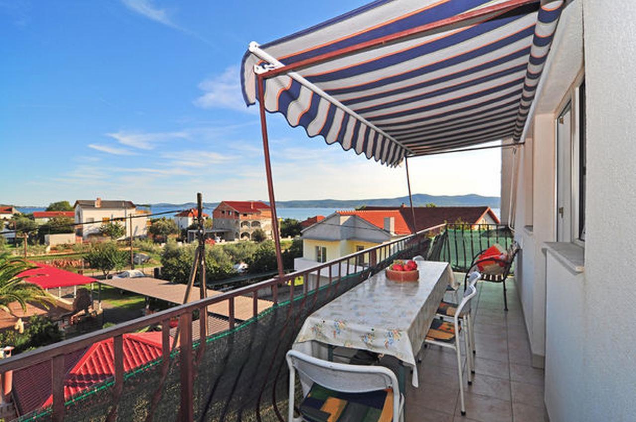 Apartments Jerina ซูโกชัน ภายนอก รูปภาพ