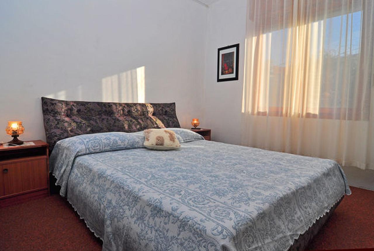 Apartments Jerina ซูโกชัน ภายนอก รูปภาพ