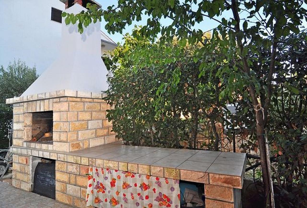 Apartments Jerina ซูโกชัน ภายนอก รูปภาพ